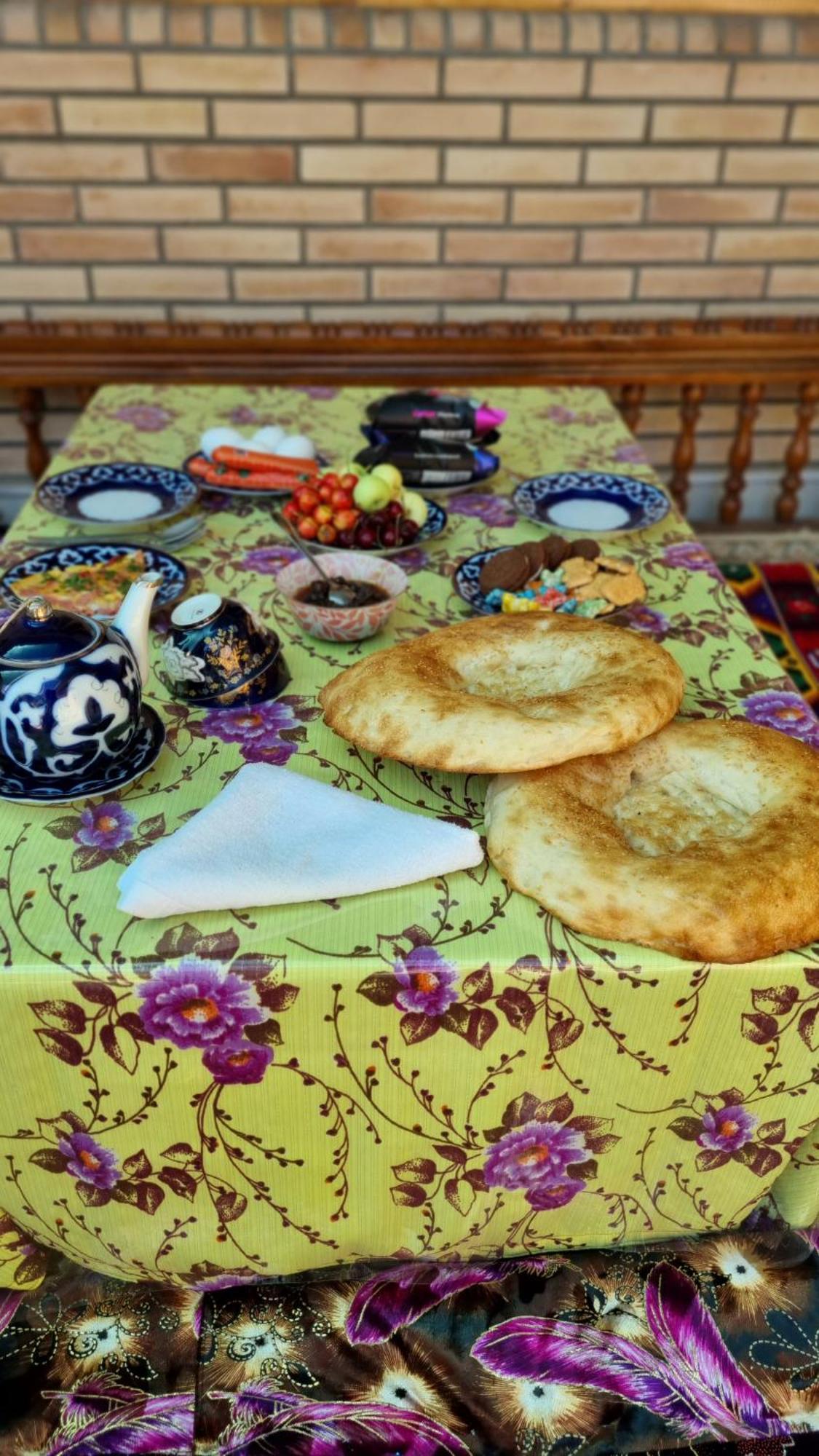 Guest House Muborak Samarkand Luaran gambar